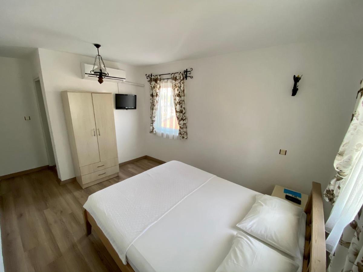 Ada Hotel Bozcaada Bagian luar foto