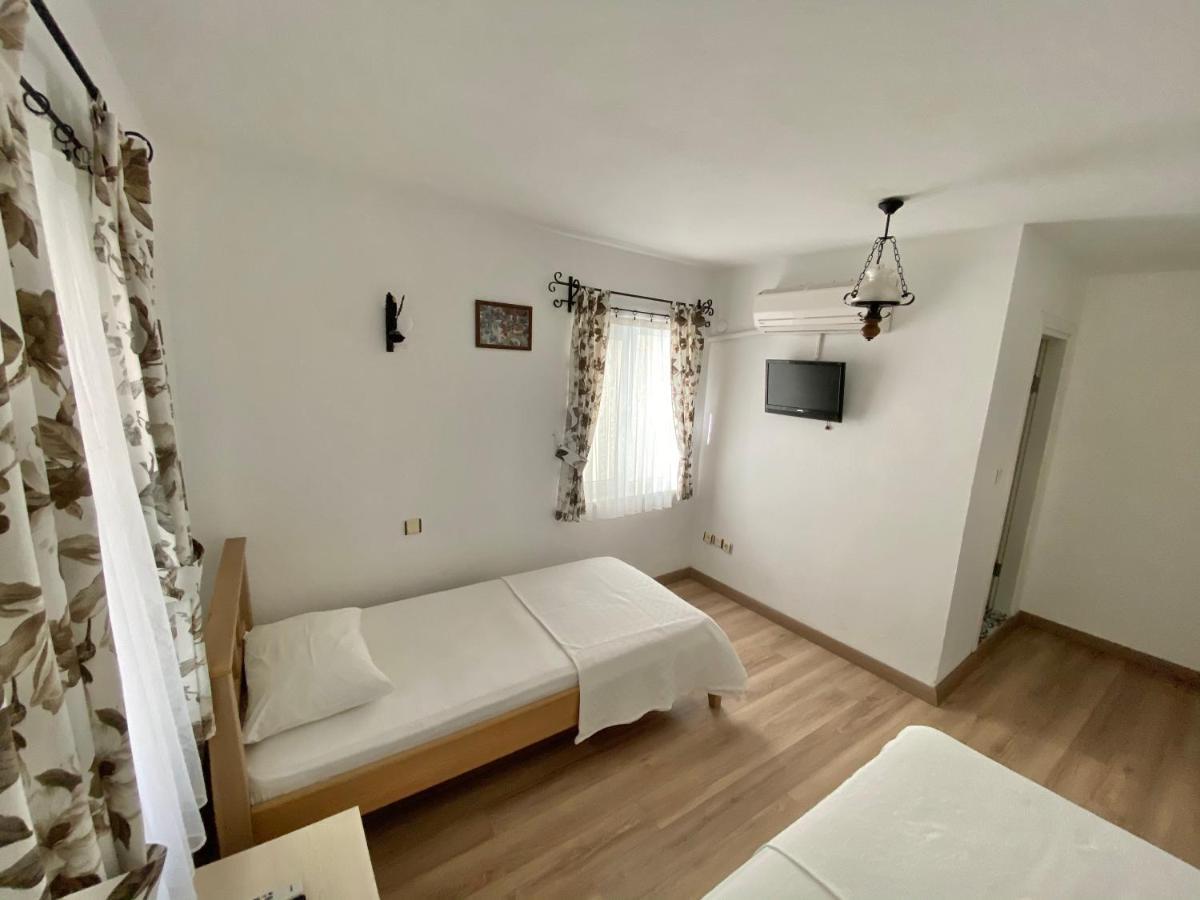 Ada Hotel Bozcaada Bagian luar foto