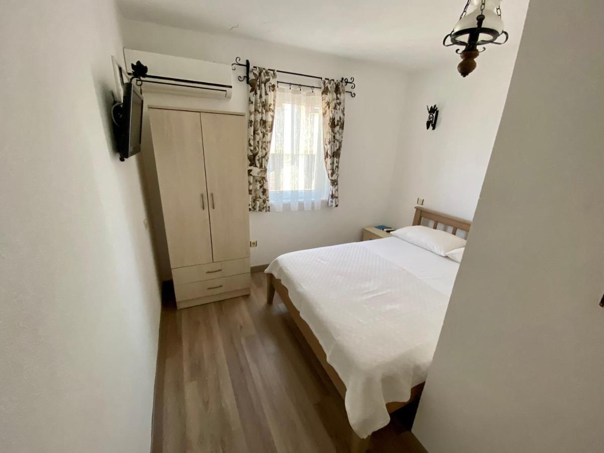 Ada Hotel Bozcaada Bagian luar foto